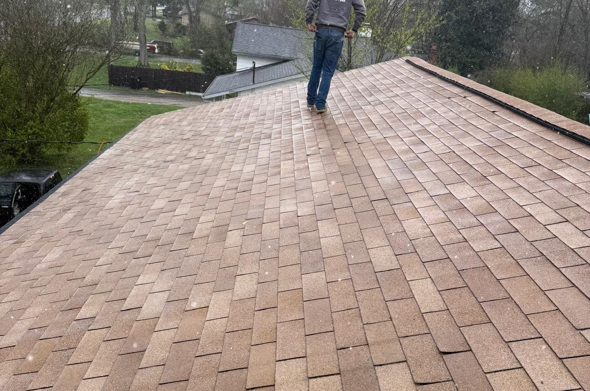Roofing project by Roger's Construction - image 33
