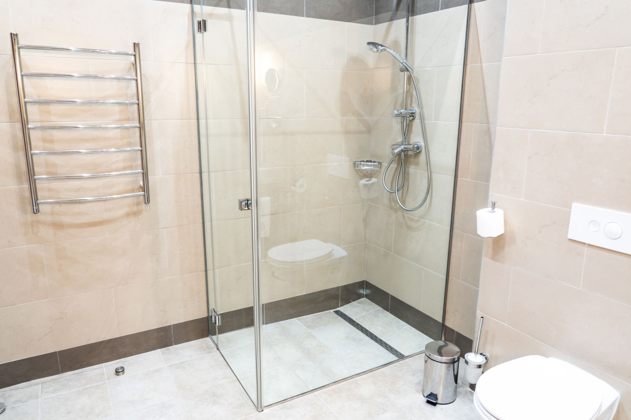Remodeling & Interior Renovations project by Roger's Construction - image 14